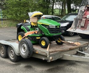 Zahradní traktor John Deere x117R - 5