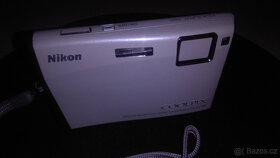 Nikon COOLPIX S60 - 5