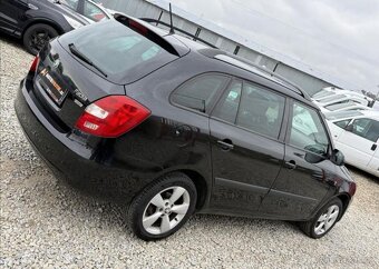 Škoda Fabia 1,2 TSI Elegance DIGIKLIMA benzín manuál 63 kw - 5