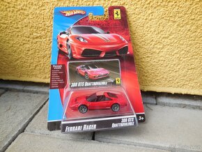 Ferrari Racer modely Hot Wheels - 5