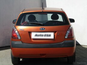 Kia Rio 1.4i ,  71 kW benzín, 2006 - 5