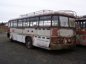 Prodám autobus Ikarus 630 z roku 1961 - 5