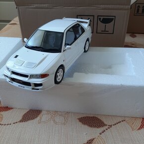 1:18 Bmw ,Yaris Mitsubishi  Otto - 5