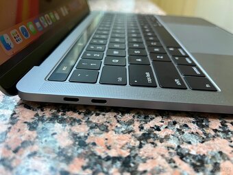 Nový MacBook Pro 13 konec 2016 - 5