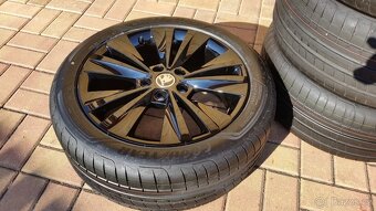 ALU kola ŠKODA 5x112 R17 NOVÁ letní sada Octavia 3 SUPERB 2 - 5