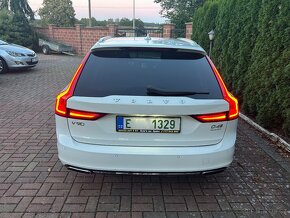 Volvo V90 D4 2.0d 140kw r.v.2017 Inscription full led Top - 5