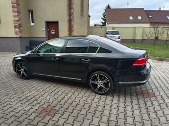 VW Passat B7 2.0 Tsi 155 kW Highline sedan - 5