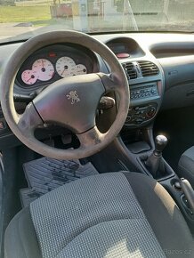 PEUGEOT 206 1,4 benzin - 5