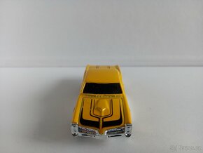 HOT WHEELS - ´67 PONTIAC GTO - POZRI DETAILNÉ FOTO - 5