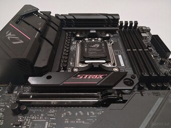 ASUS ROG STRIX B650E-E GAMING WIFI - 5