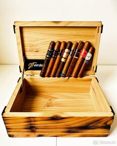 Humidor s kovovými doplňky - 5