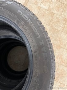 Zimni pneu, Nokian Tyres 235/55/17 R 103 V - 5