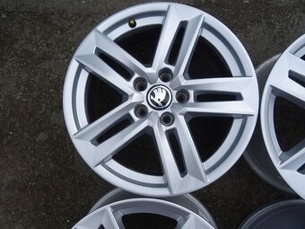 Alu disky originál Škoda, 17", 5x112, ET 42 , šířka 7J - 5