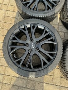 ORIGINÁL Alu KIA PROCEED GT R18, 5x114.3 - TOP, TPMS - 5