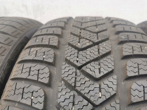 225/40R18 92H zimní pneu PIRELLI WINTER SOTTOZERO 3 - 5