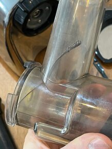 Odšťavňovač Sana Juicer EUJ - 707C - 5