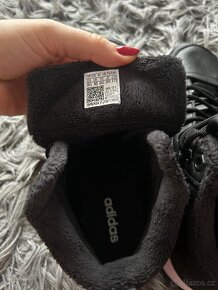 Adidas 44,5 kožené kotníkové černé s kožíškem - 5