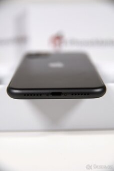 Apple iPhone 11, 128GB, Black - záruka 12 měsíců - 5