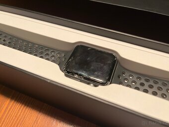 Apple Watch series 3 Nike - 5