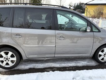 VW Touran 1.4TSI 103kW - r.v. 2011 - 7 míst - pojízdné - 5