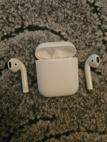 Apple AirPods 2. generace - 5