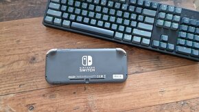 Nintendo Switch Lite - šedá - 5