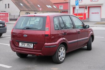 Rezervováno Ford Fusion 1.6 74 kW r.v. 2003 - 5