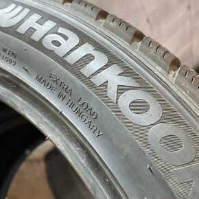 Zimní pneu 235/45 R18 98V Hankook 5,5mm - 5