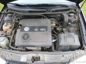 Volkswagen Golf IV. 1.6 benzin - 5