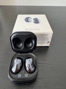 Samsung Galaxy S21 5G 128GB + Galaxy Buds Live - 5