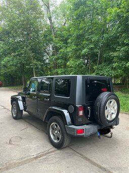 Jeep Wrangler sahara 3.8 - 5