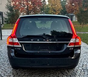 VOLVO V70 2.0D3 5VÁLEC-MANUÁL-NAVI-PDC-SERVISKA-2014 - 5