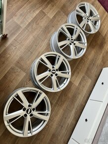 Audi RS3, A3, S3 sada disků 5x112 R19 - 5