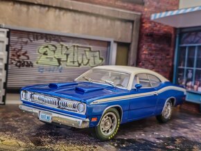 Plymouth Duster 340 1:18 Ertl - 5