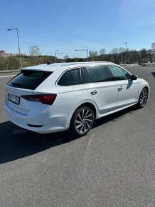 Škoda octavia combi IV first edition - 5