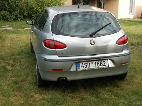 Alfa Romeo 147 1.9 jtd 16V - 5