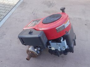 MOTOR DO TRAKTURKU BRIGGS STRATTON - 5