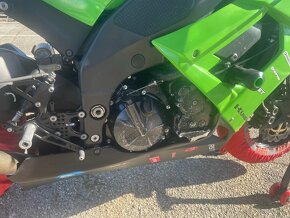 Kawasaki ZX-10R Ninja - 5