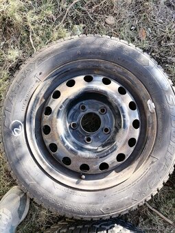 HYUNDAI KIA disky 5x114,3 R15 ET 47 - 5