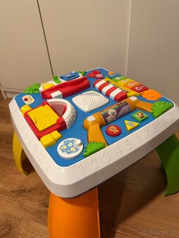 Pejskův stoleček Fisher-price interaktivní stolek - 5