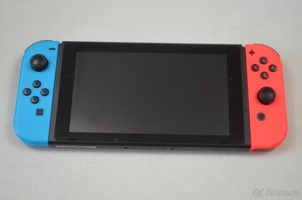 Nintendo Switch - Konzole (TOP) Původně 6990.- Záruka rok - 6