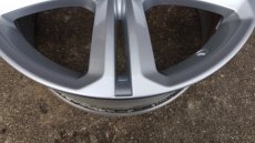 VW Passat apod. AL disk 18" 1K8 601 025R 88Z - 6