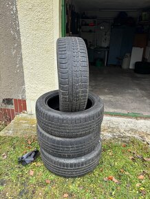 Zimní pneu 215/55 R17 Nexen - 6