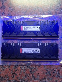 HyperX 16GB KIT 3200MHz DDR4 CL16 Predator RGB 2x8GB - 6