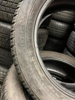 235/50R19 99V zimní pneu NOKIAN WR SUV4 dva kusy - 6