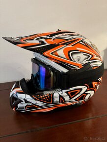 Prodám dětskou motokros, enduro helmu Airoh barvy KTM - 6