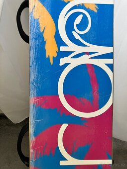 Snowboard 144 cm s vázáním - 6