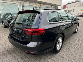 VW Passat B8 2.0 TDI 110kW DSG Webasto Panorama ACC Kamera - 6