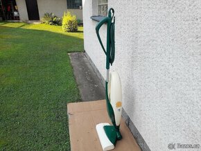 Vysavač Vorwerk 130 s elektronickou klepaci hlavicí - 6