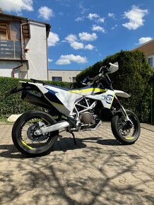 Husqvarna 701 Supermoto 2018 - 6